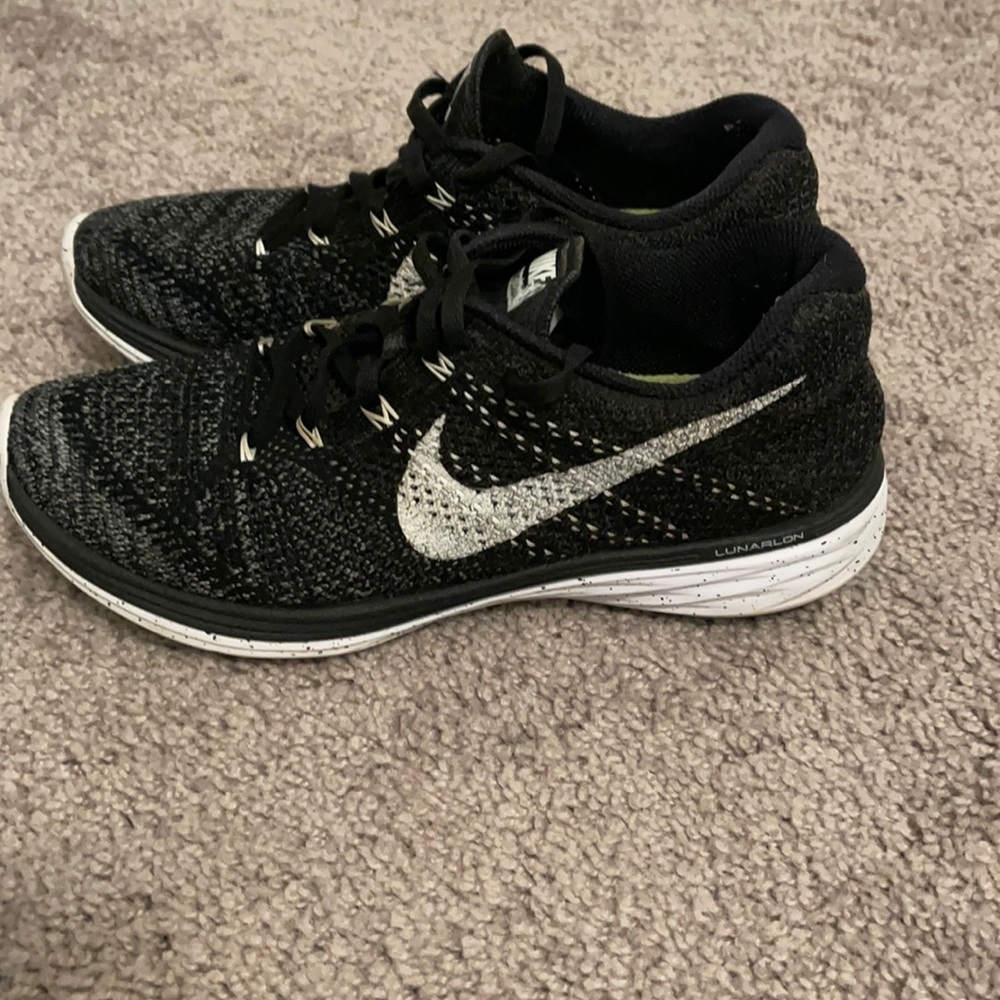 Nike Flyknit Lunar 3
